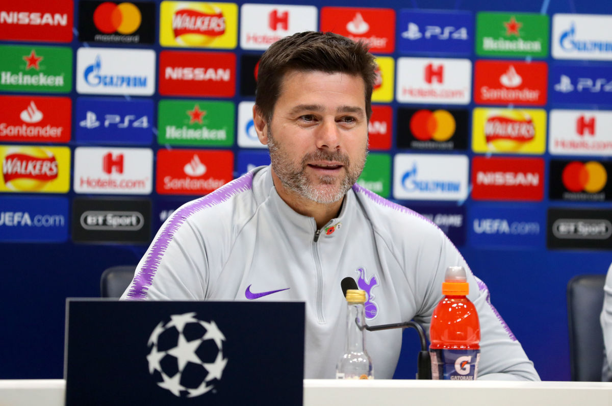 tottenham-hotspur-training-session-and-press-conference-5be54871244b74f418000002.jpg