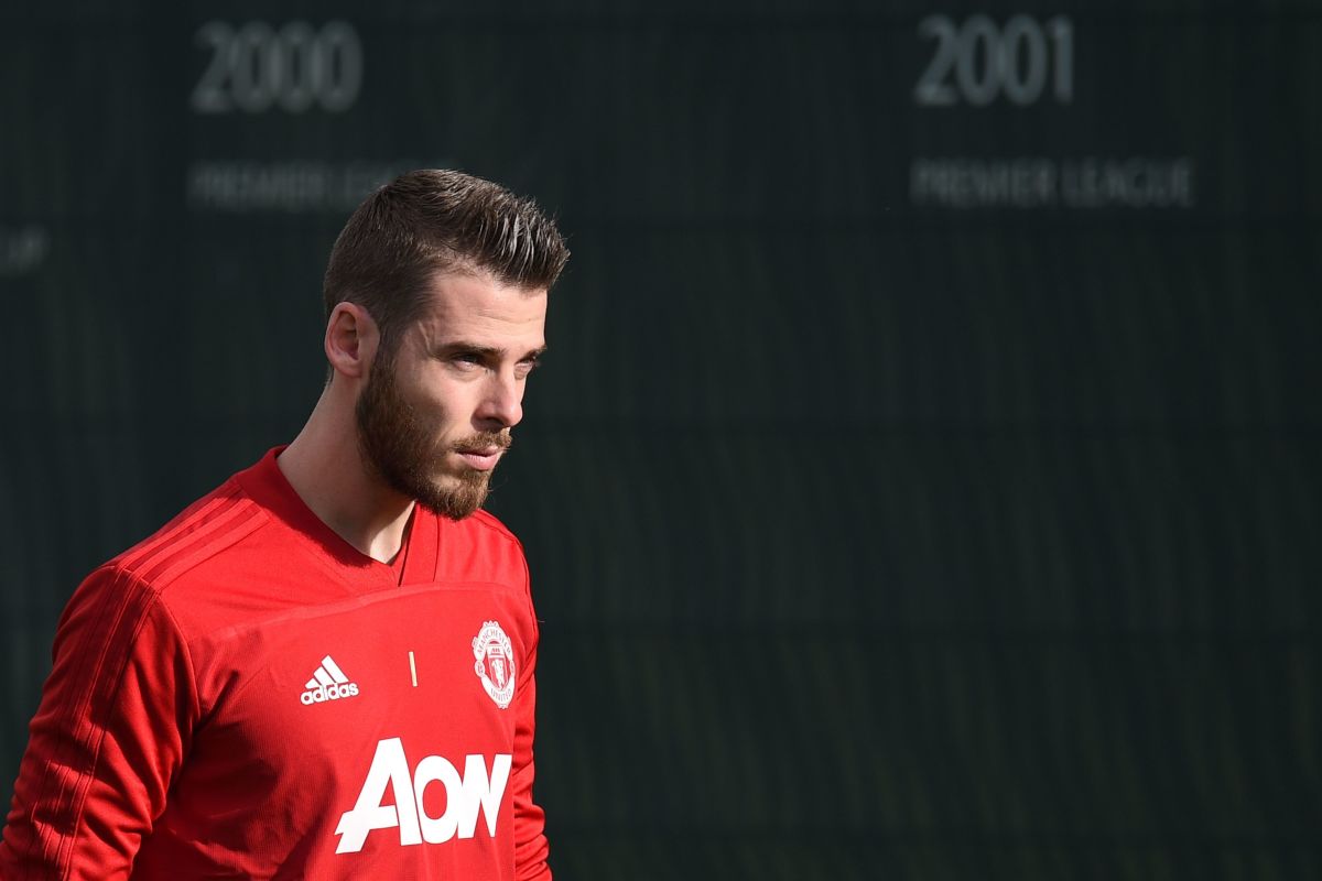 fbl-eur-c1-man-utd-training-5bcef2d1e7a453bd93000001.jpg