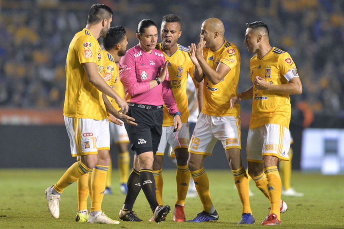tigres-uanl-v-pumas-unam-playoffs-torneo-apertura-2018-liga-mx-5c00d24b079c3a5a86000001.jpg