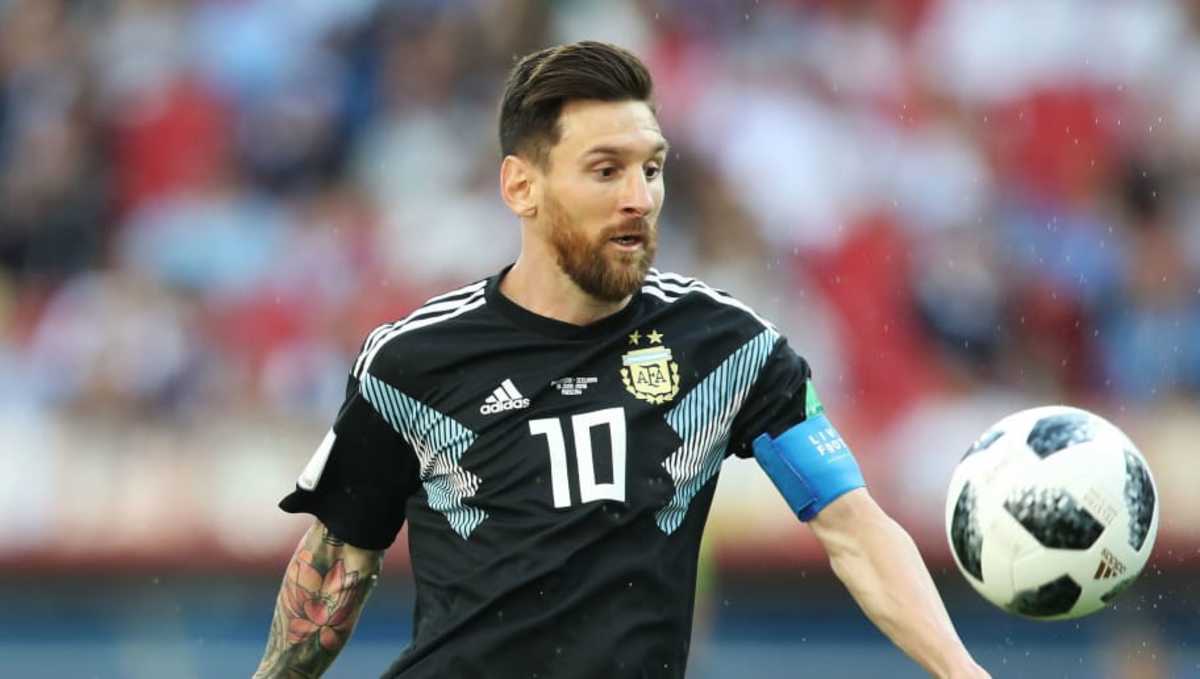 argentina-v-iceland-group-d-2018-fifa-world-cup-russia-5b264a423467acf959000001.jpg