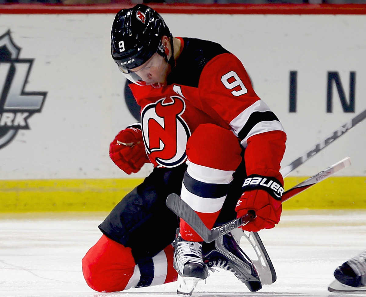 Devils' Taylor Hall scores first goal against Oilers