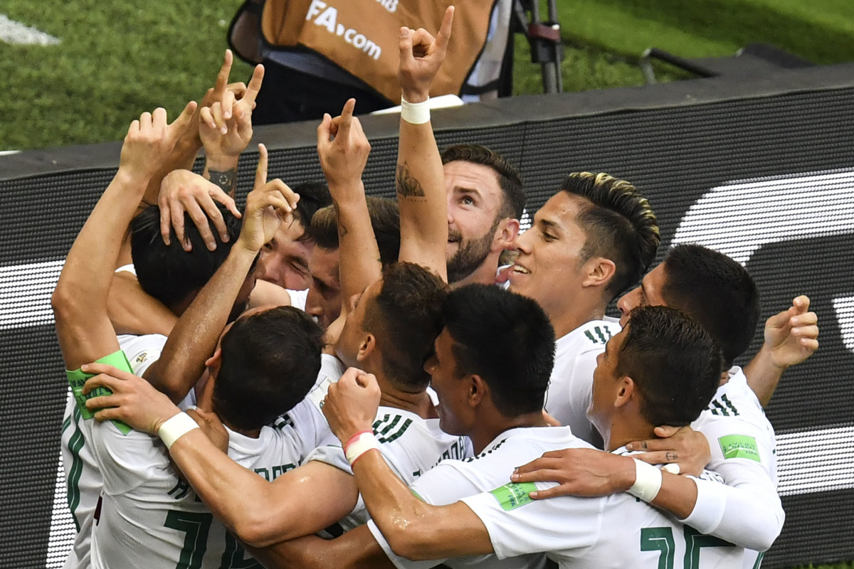 mexico-goal-team-celebration.jpg