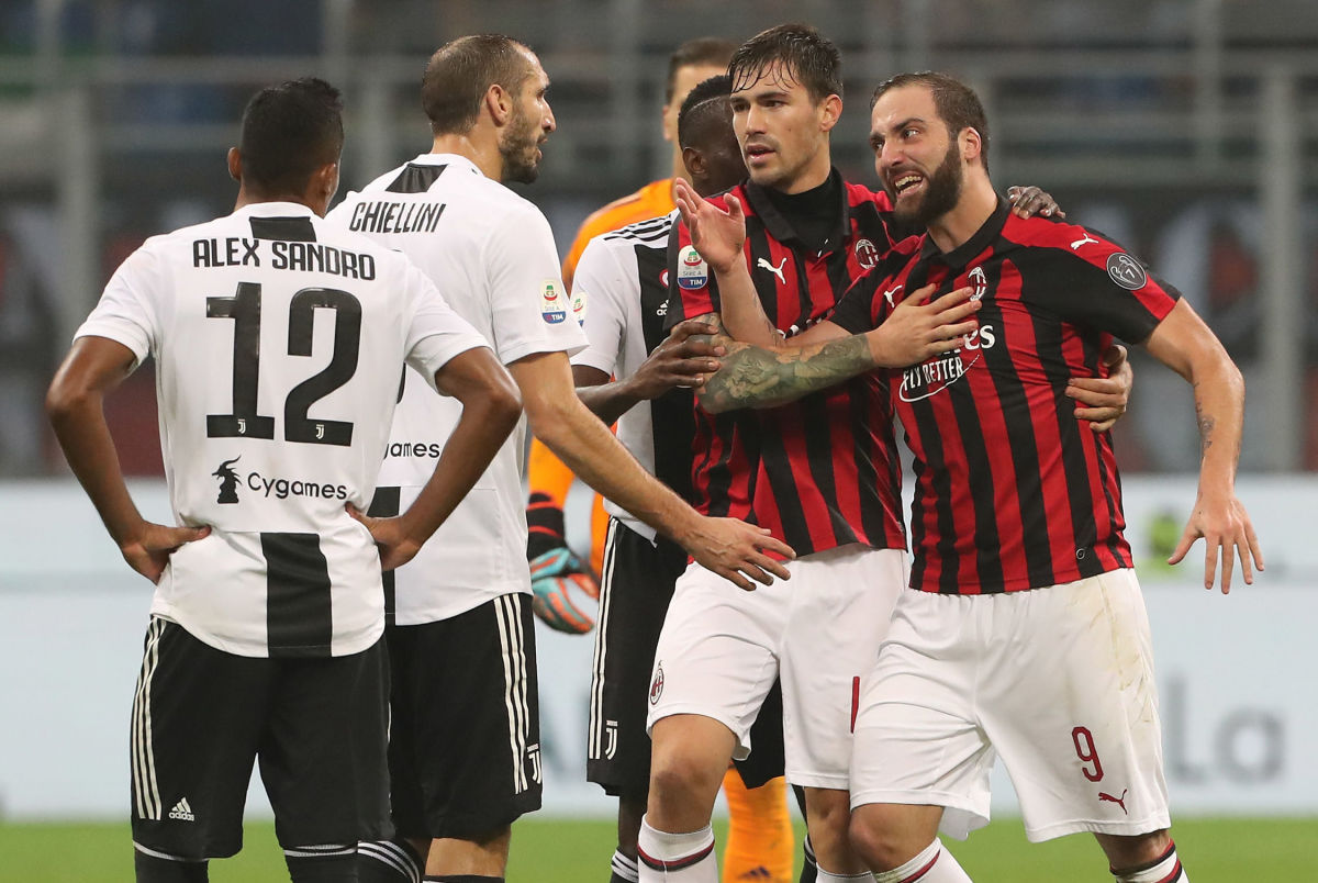 ac-milan-v-juventus-serie-a-5c01d4259df9a3a755000001.jpg