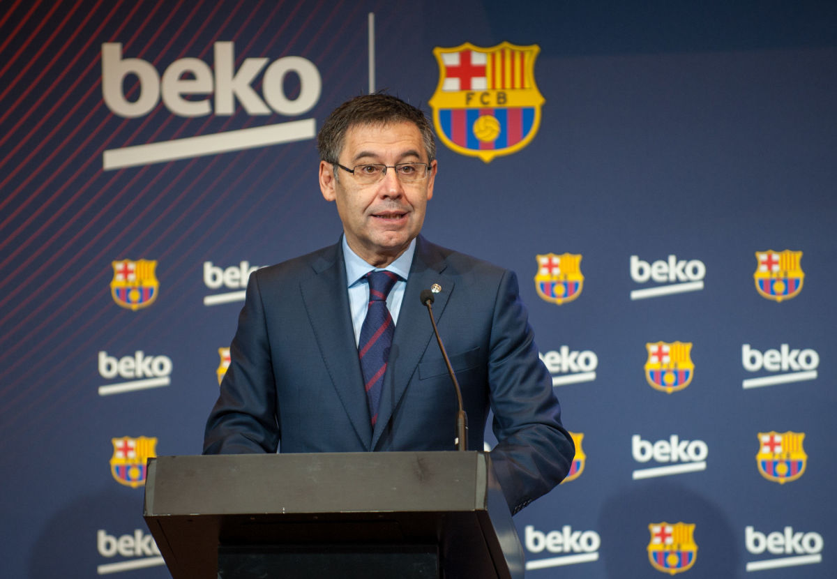 barcelona-fc-and-beko-sponsorship-agreement-presentation-5bfd2578f30be4cbb2000004.jpg