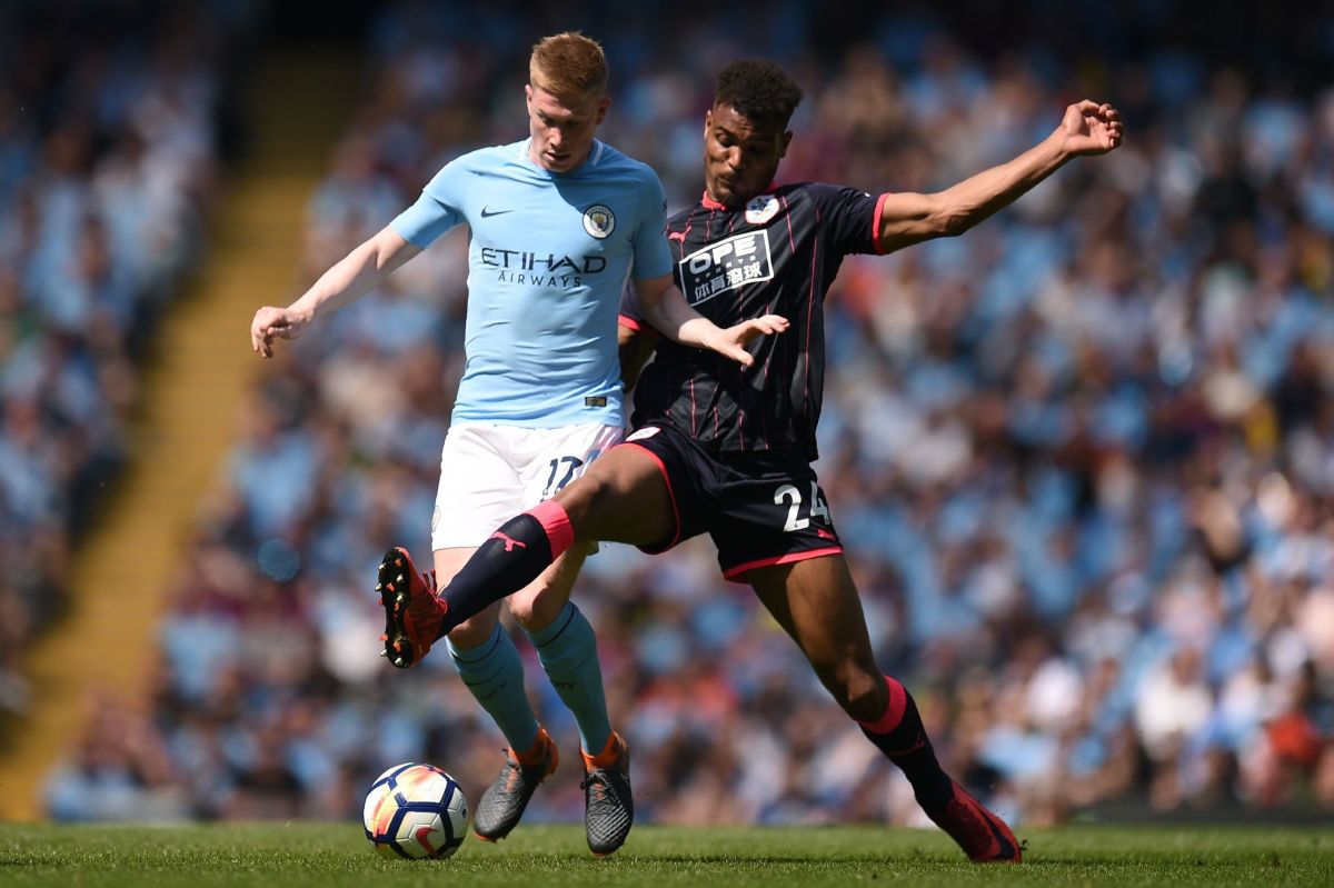 fbl-eng-pr-man-city-huddersfield-5b159598347a02a38600000a.jpg