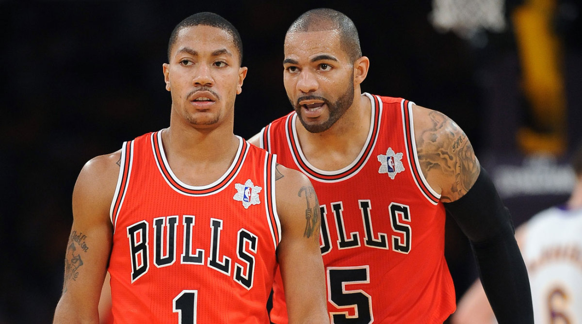 derrick-rose-carlos-boozer.jpg