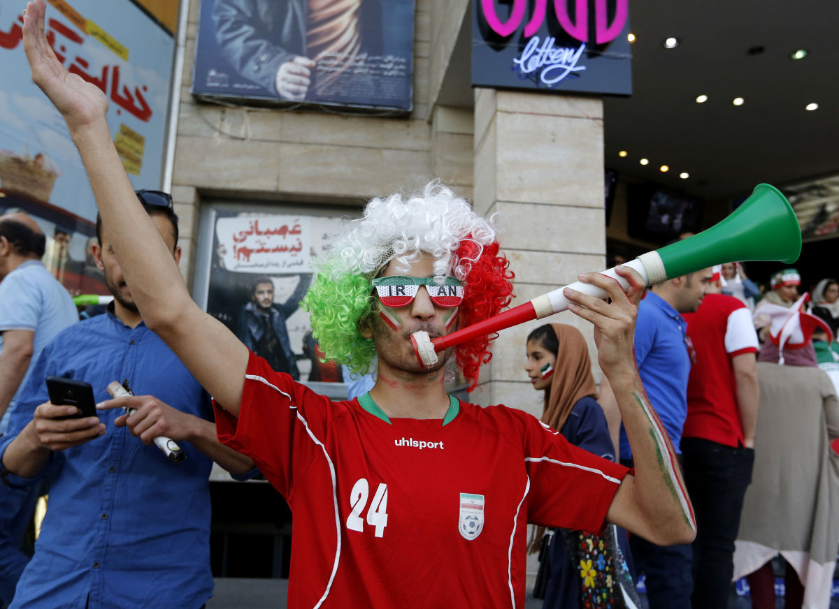 fbl-wc-2018-iri-mar-supporters-5b23f06c347a024822000032.jpg
