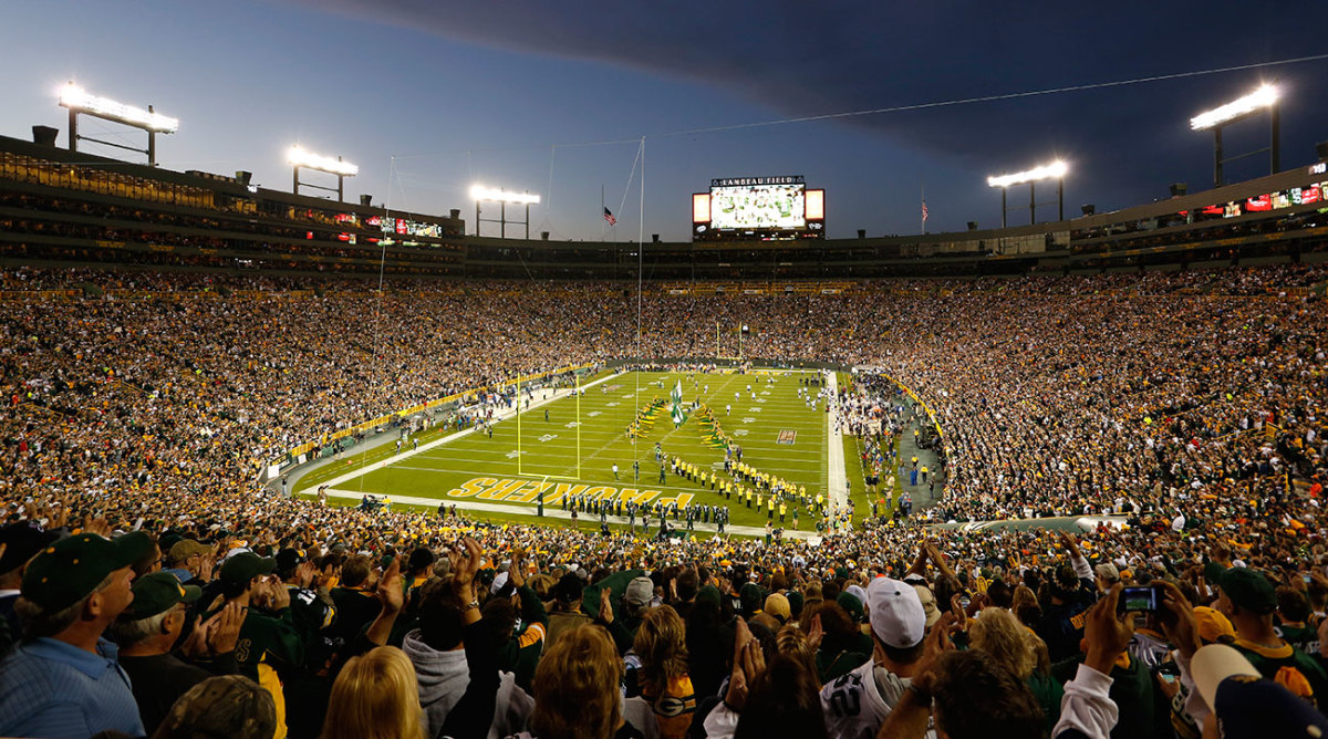 Lambeau-Field.jpg