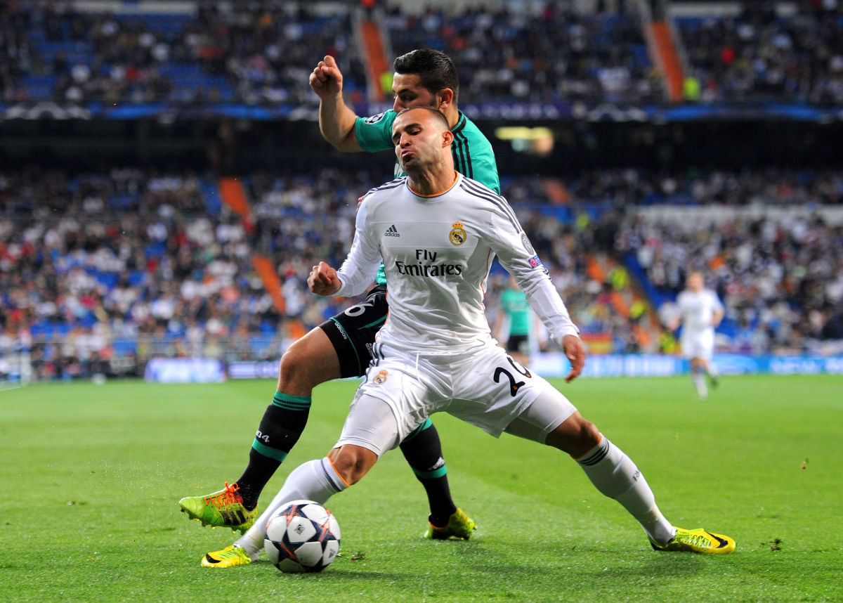 real-madrid-cf-v-fc-schalke-04-uefa-champions-league-round-of-16-5b7bfbac7fe2f54aec000001.jpg