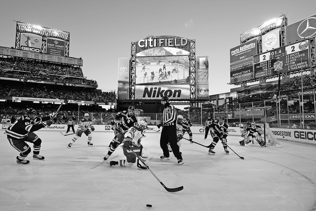 Buffalo Sabres vs. New York Rangers, 2018 Bridgestone Winter NHL Classic