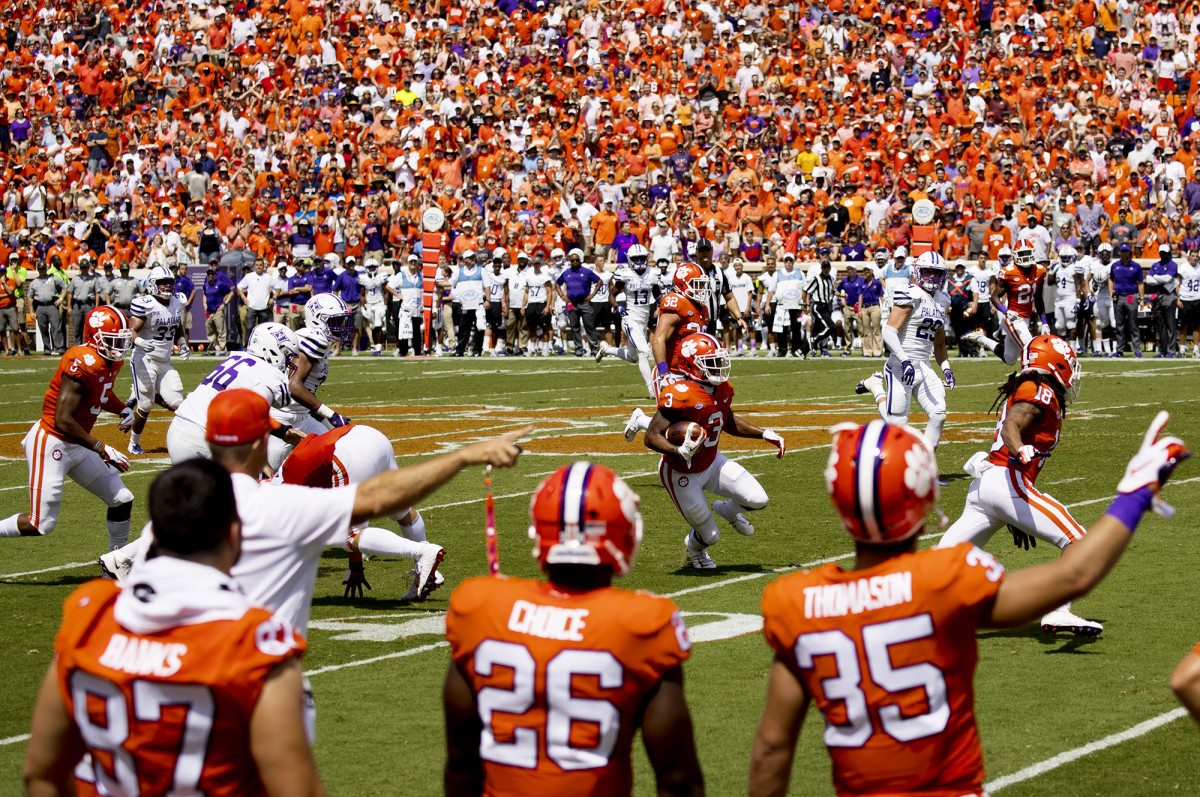 Clemson's Amari Rodgers making a pass vs. Furman at Clemson Memorial Stadium