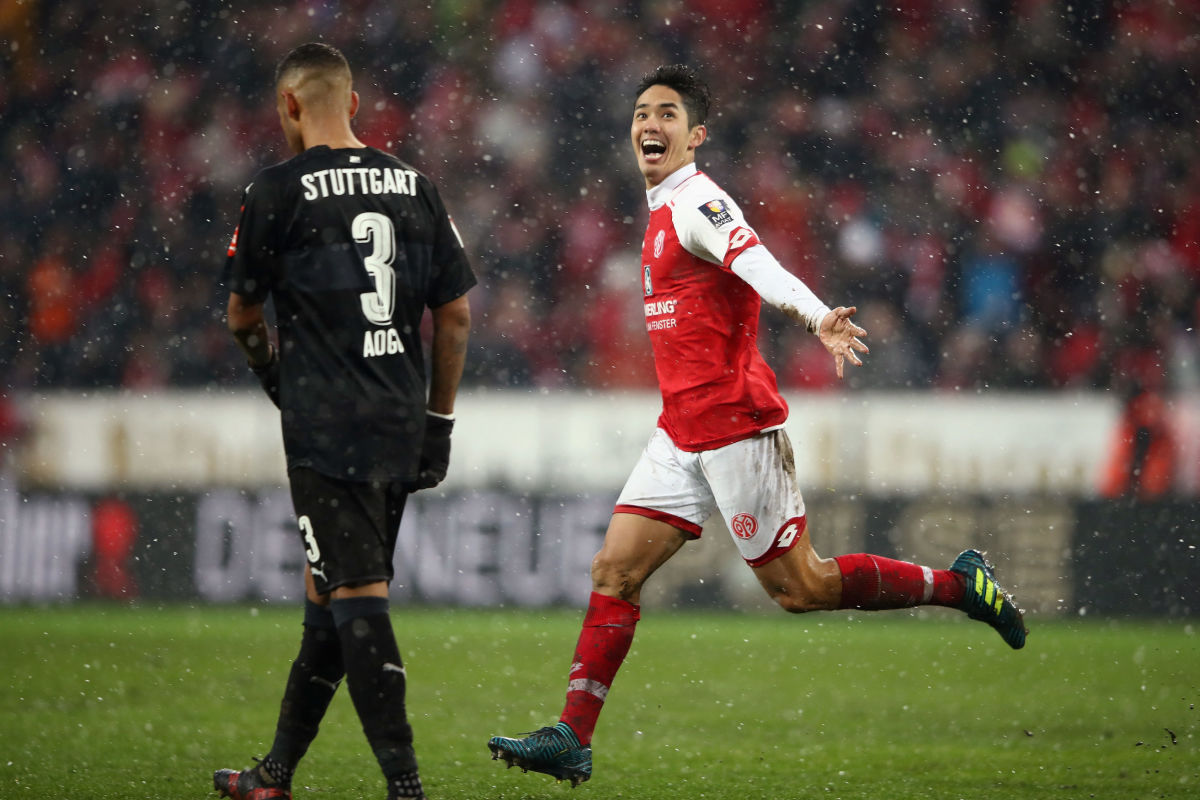 1-fsv-mainz-05-v-vfb-stuttgart-bundesliga-5b5f21a55083c25f1f000010.jpg