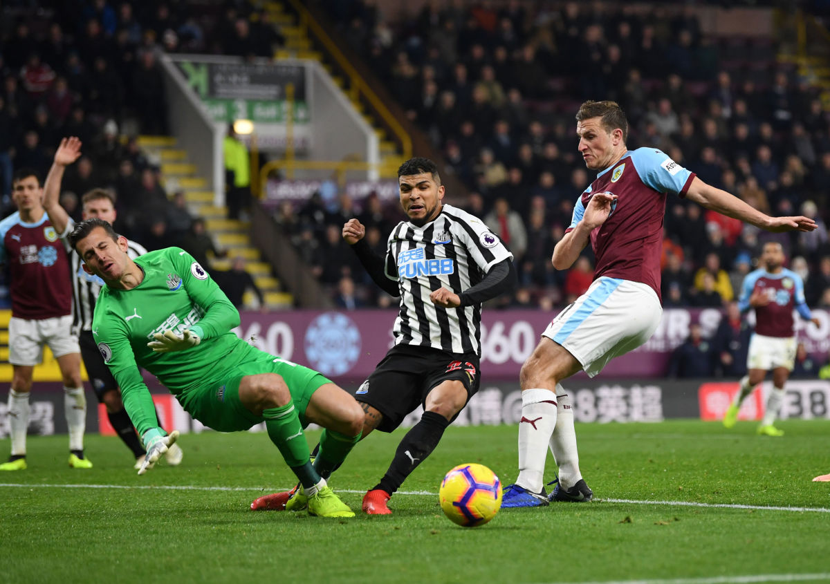 burnley-fc-v-newcastle-united-premier-league-5bfc76c3676a5078e3000001.jpg