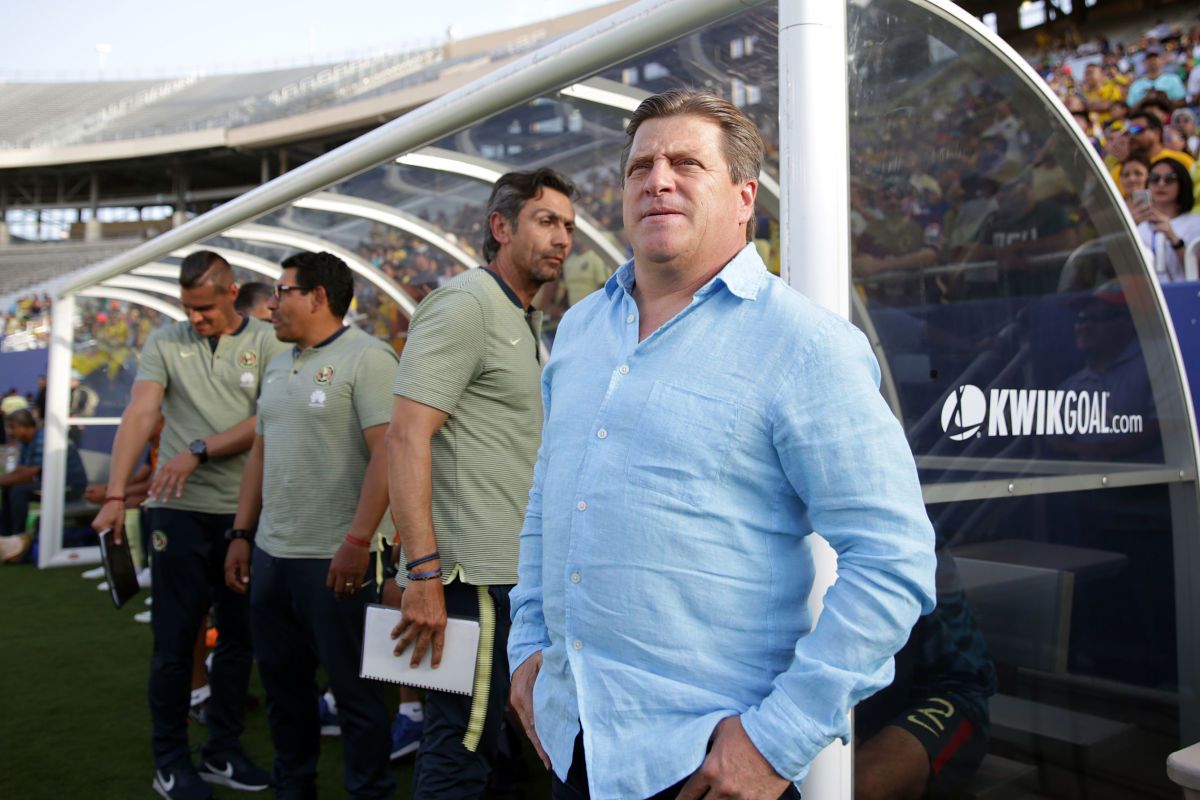club-america-v-santos-laguna-friendly-match-5b5bccaa347a027b0800001a.jpg