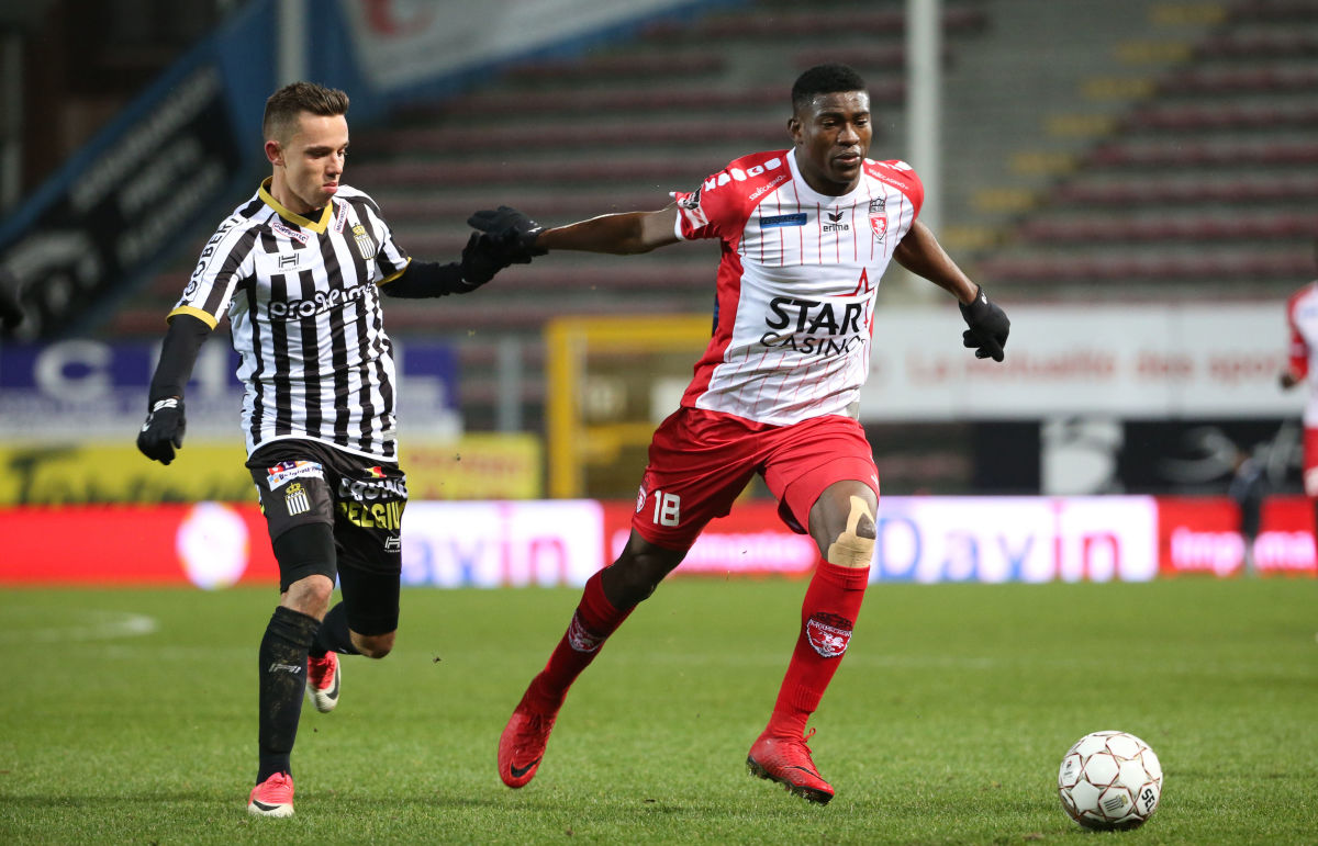 sporting-charleroi-v-excel-mouscron-5b4e2573f7b09dedd1000010.jpg