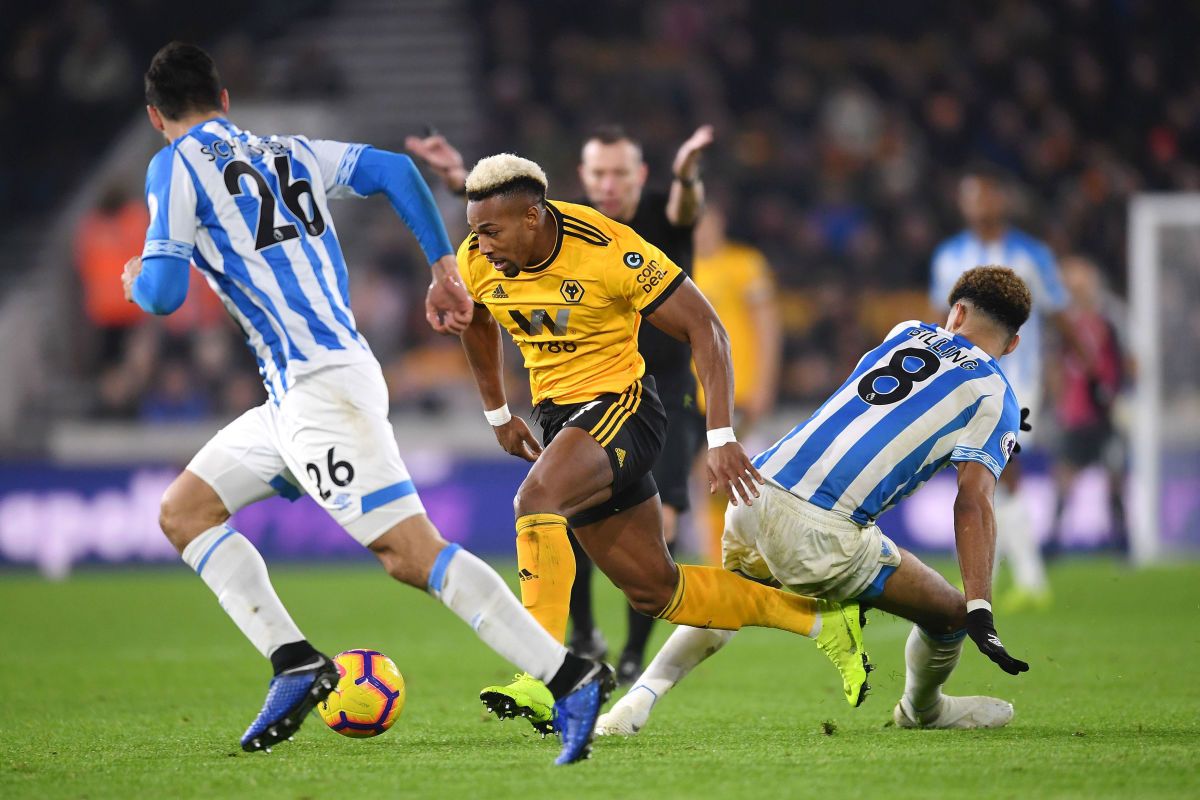 wolverhampton-wanderers-v-huddersfield-town-premier-league-5bfd17daf30be4c4c200000a.jpg