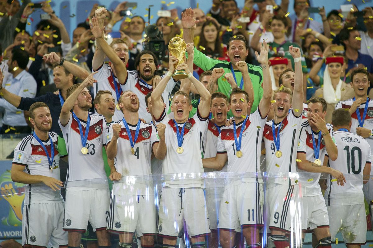 fifa-world-cup-final-germany-v-argentina-5b20ce91f7b09daf9b00001e.jpg