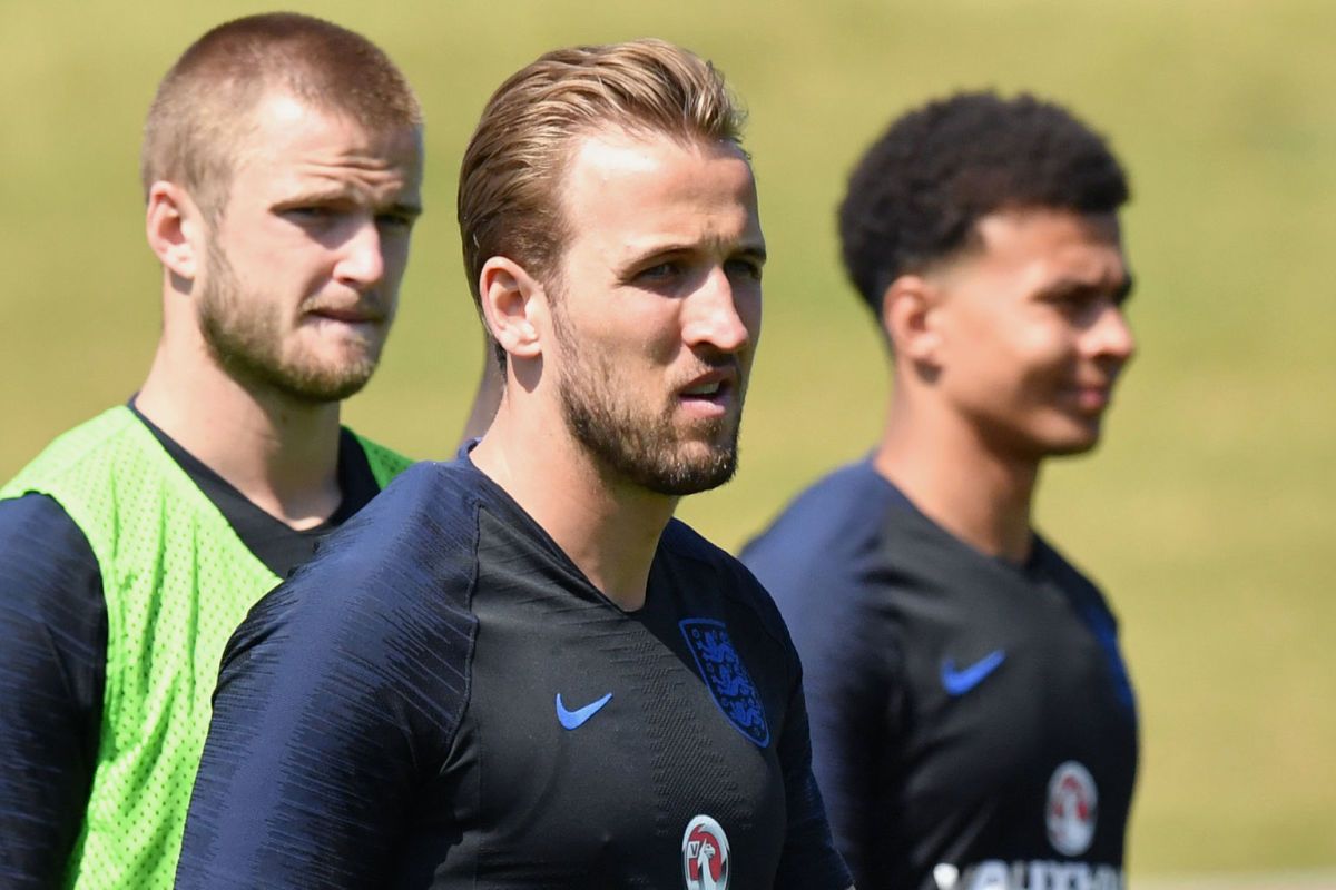 fbl-wc-2018-eng-training-5b0d17f873f36cd17c00000d.jpg