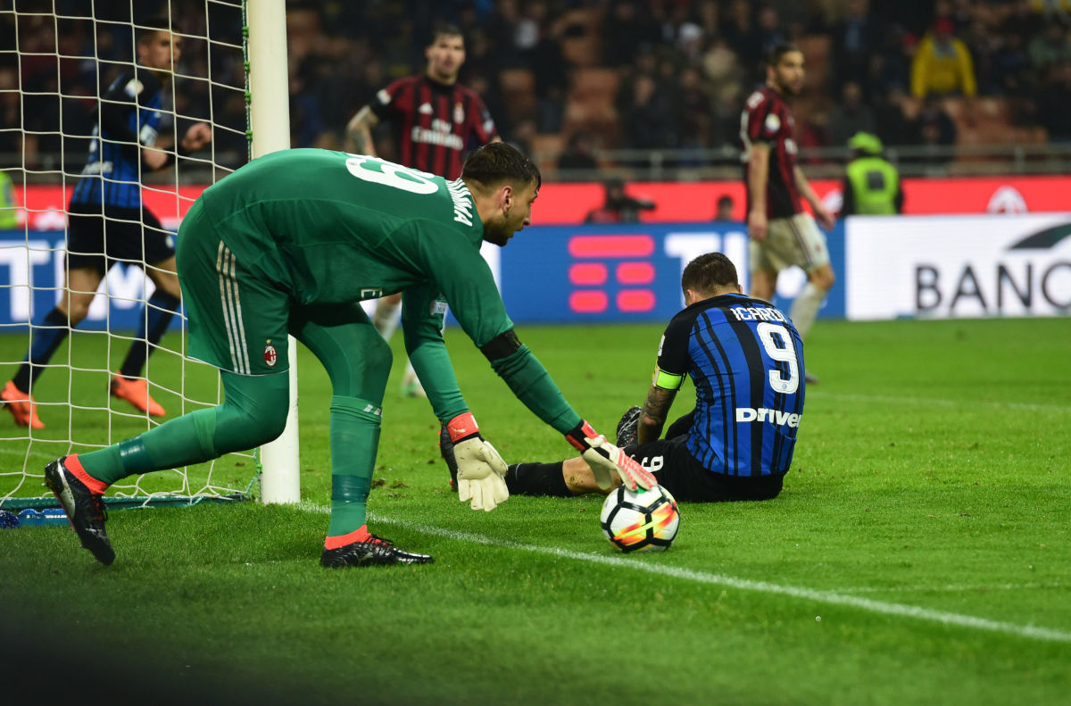 fbl-ita-seriea-milan-inter-derby-5bcb625c3bf4c9e57300000b.jpg