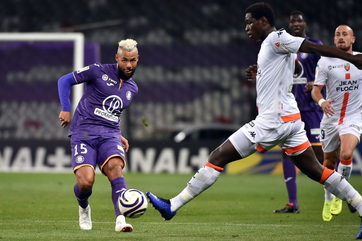 fbl-fra-lcup-toulouse-lorient-5bf9608fac4596350a000001.jpg