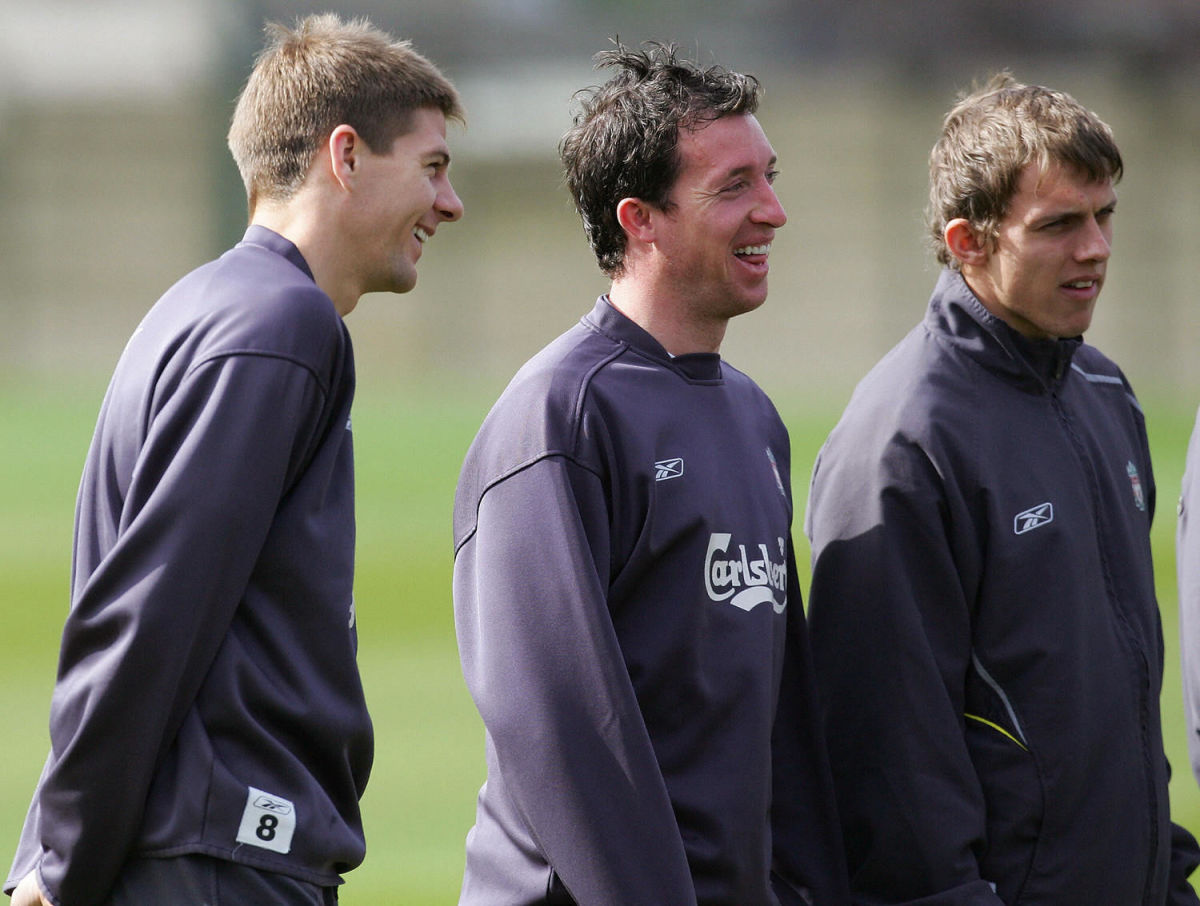 liverpool-s-steven-gerrard-l-robbie-f-5b5203c9f7b09de035000011.jpg