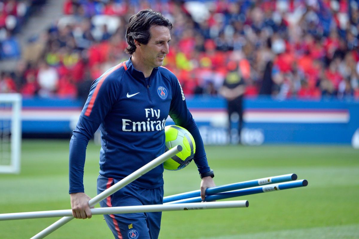 paris-saint-germain-training-session-at-parc-des-princes-5b5ae8927134f605d000004b.jpg