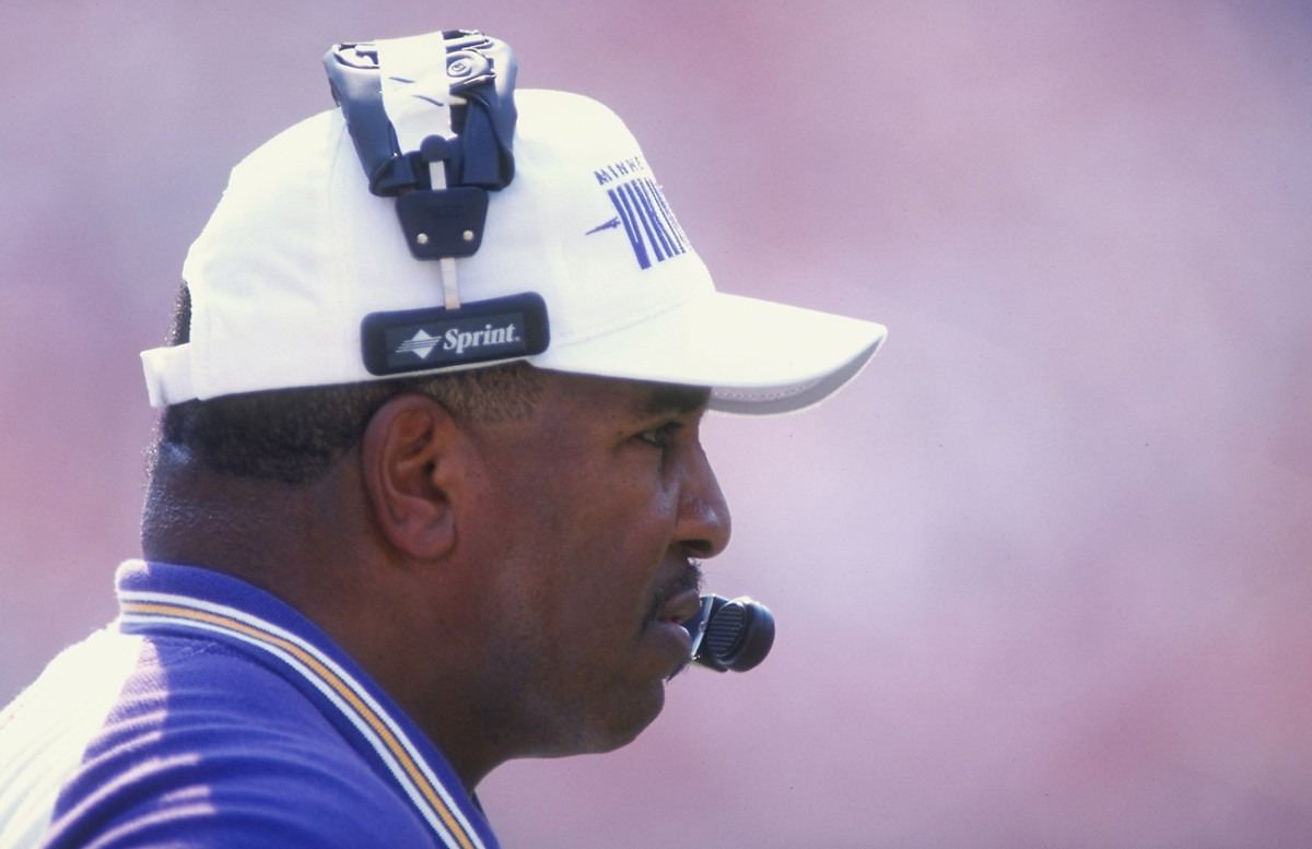 Green, in his seventh season in Minnesota in ’98, had taken the Vikes to the playoffs five times.