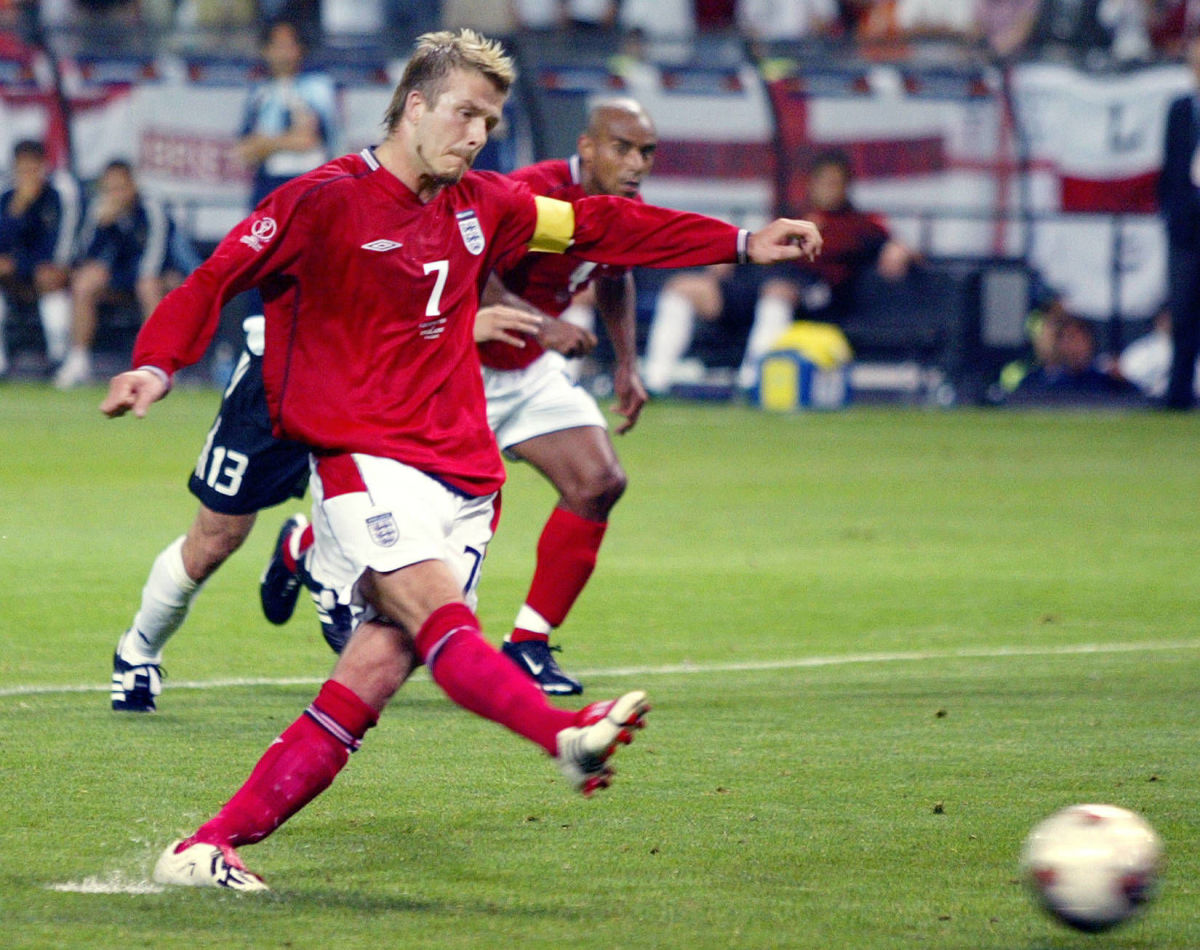 wc2002-arg-eng-beckham-5b856ad2987874ac05000013.jpg