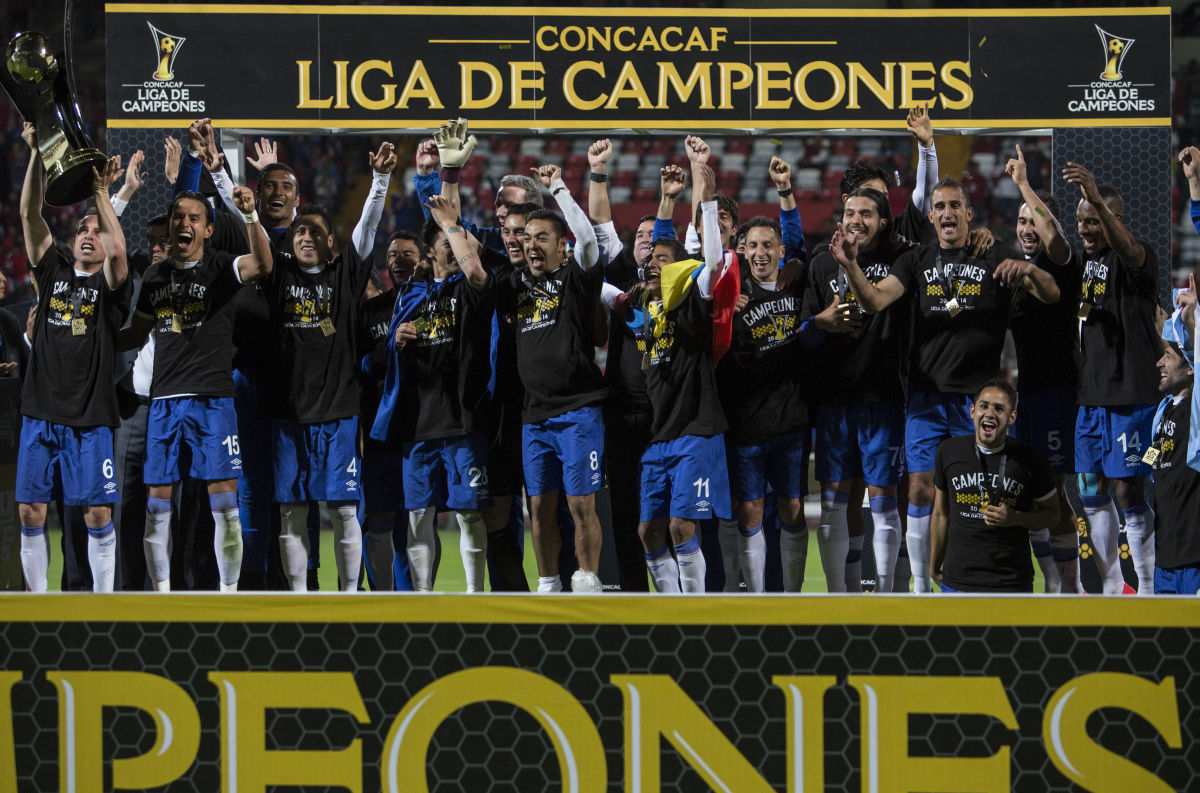 toluca-v-cruz-azul-concacaf-champions-league-final-5c12966cb79d3db49f000001.jpg