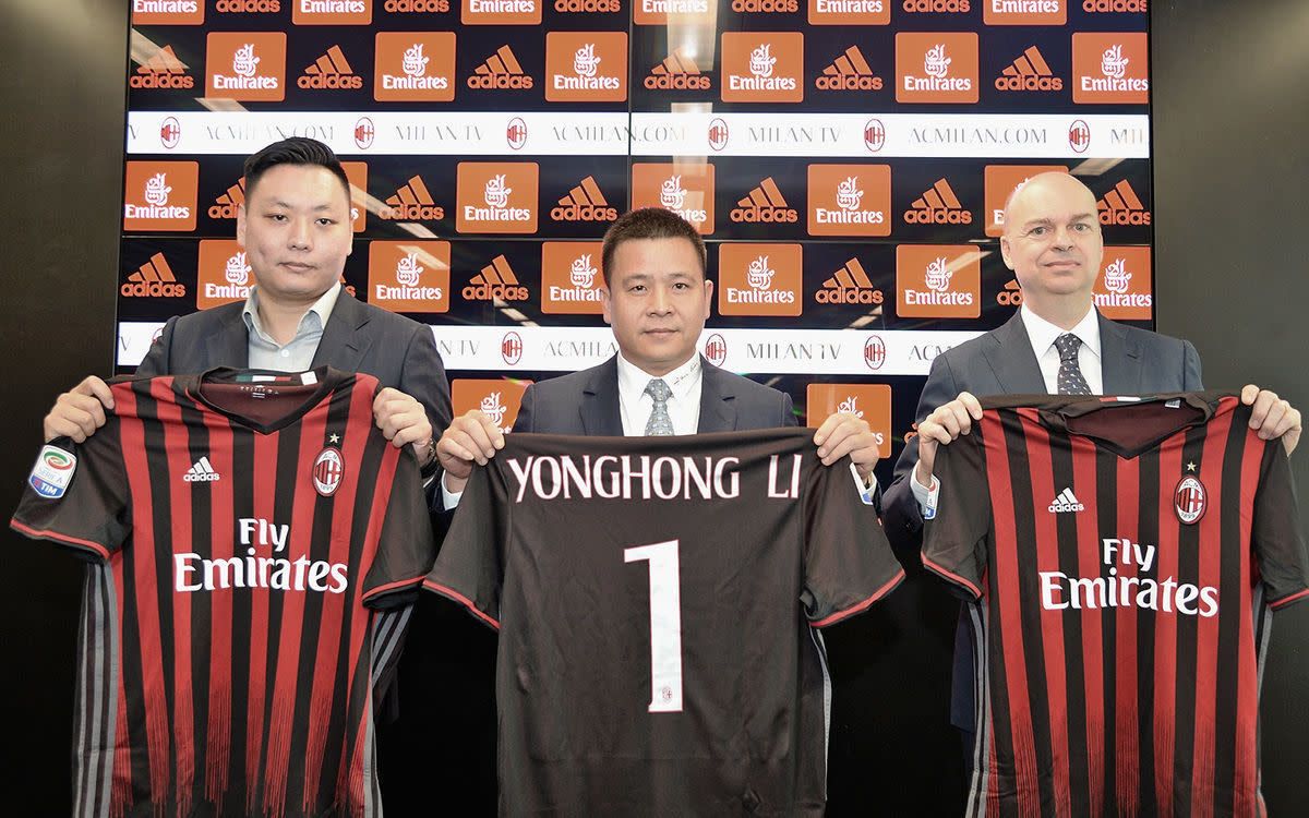 ac-milan-press-conference-5bab4a097b50373dd3000023.jpg
