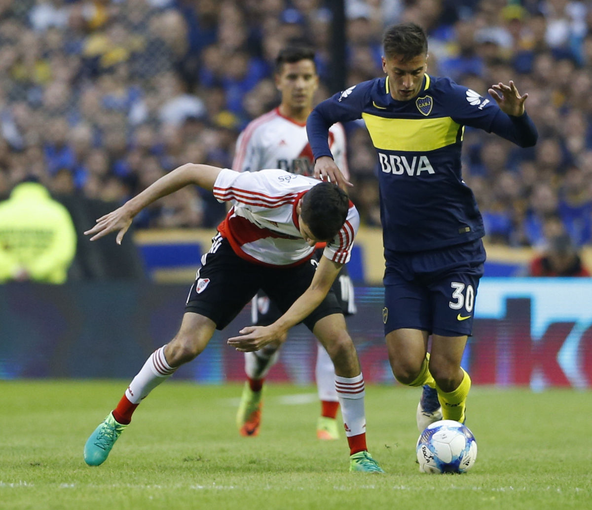 boca-juniors-v-river-plate-torneo-primera-division-2016-17-5c1e1b8da7ba464717000001.jpg