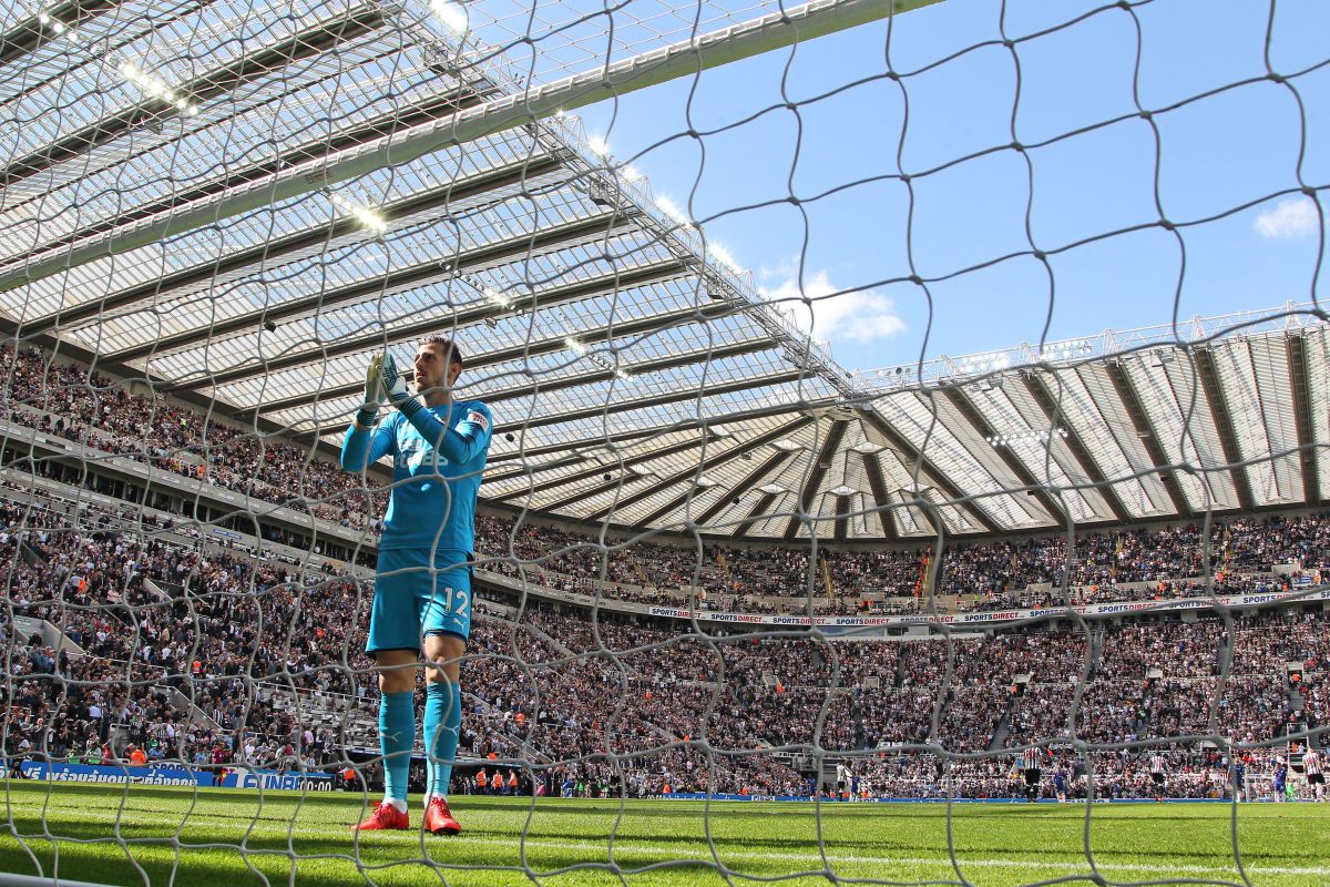 newcastle-united-v-chelsea-premier-league-5b41f067f7b09d12bb000008.jpg