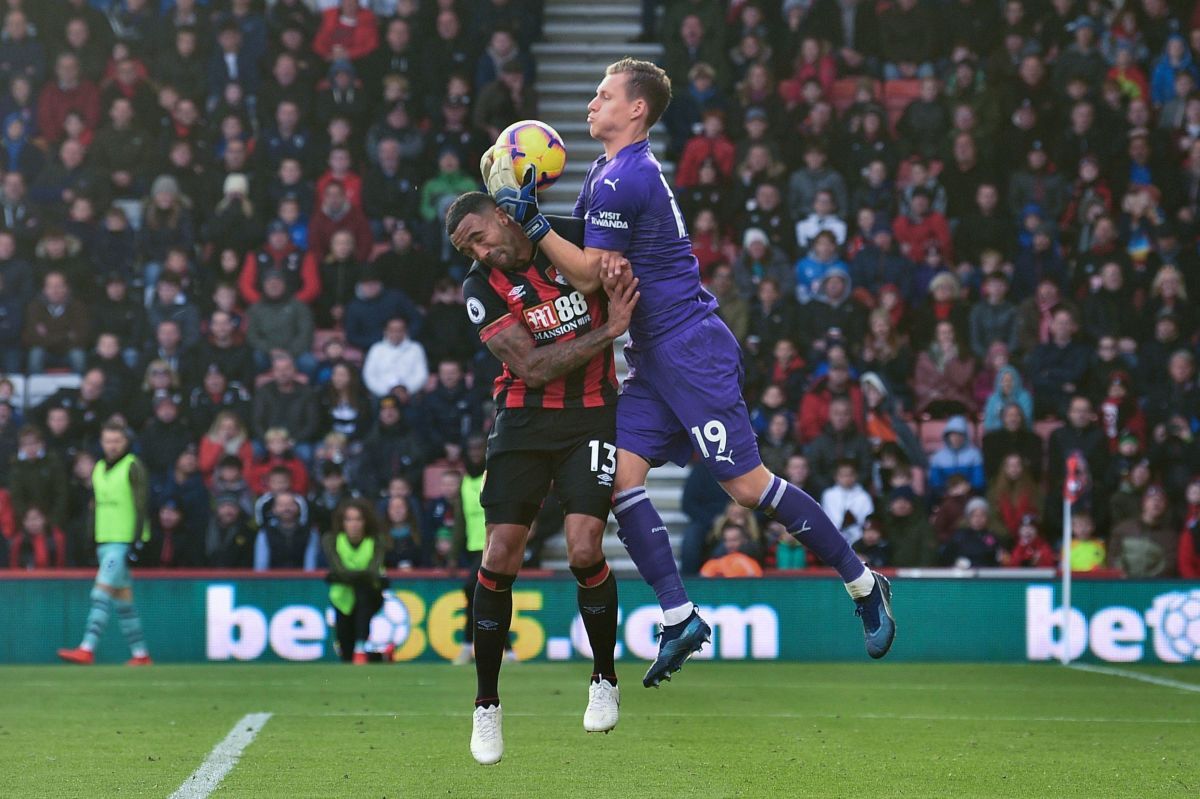 fbl-eng-pr-bournemouth-arsenal-5bfbba8214d2146801000012.jpg