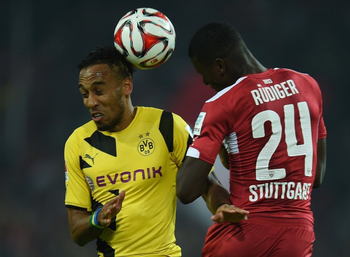 FBL-GER-BUNDESLIGA-DORTMUND-STUTTGART