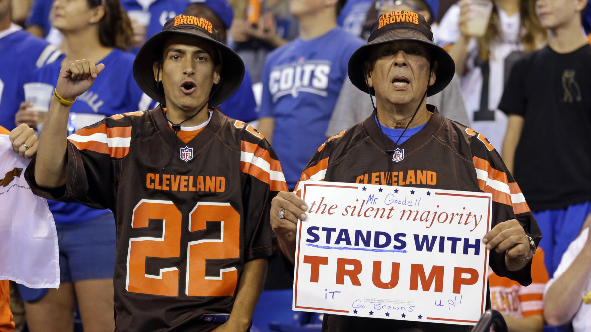 browns-trump-fans.jpg