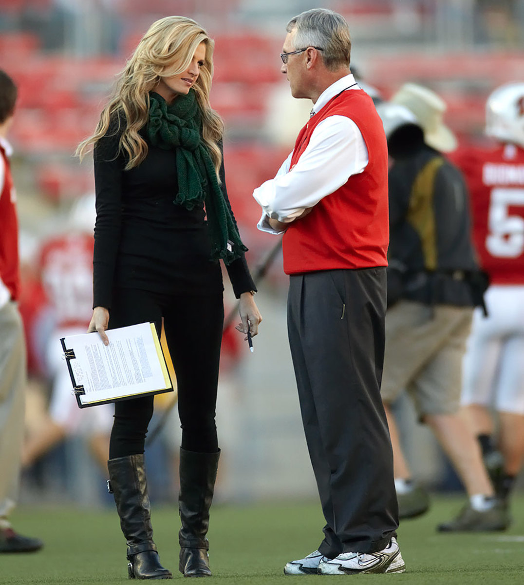 2010-1016-Erin-Andrews-Jim-Tressel-opy7-5598.jpg