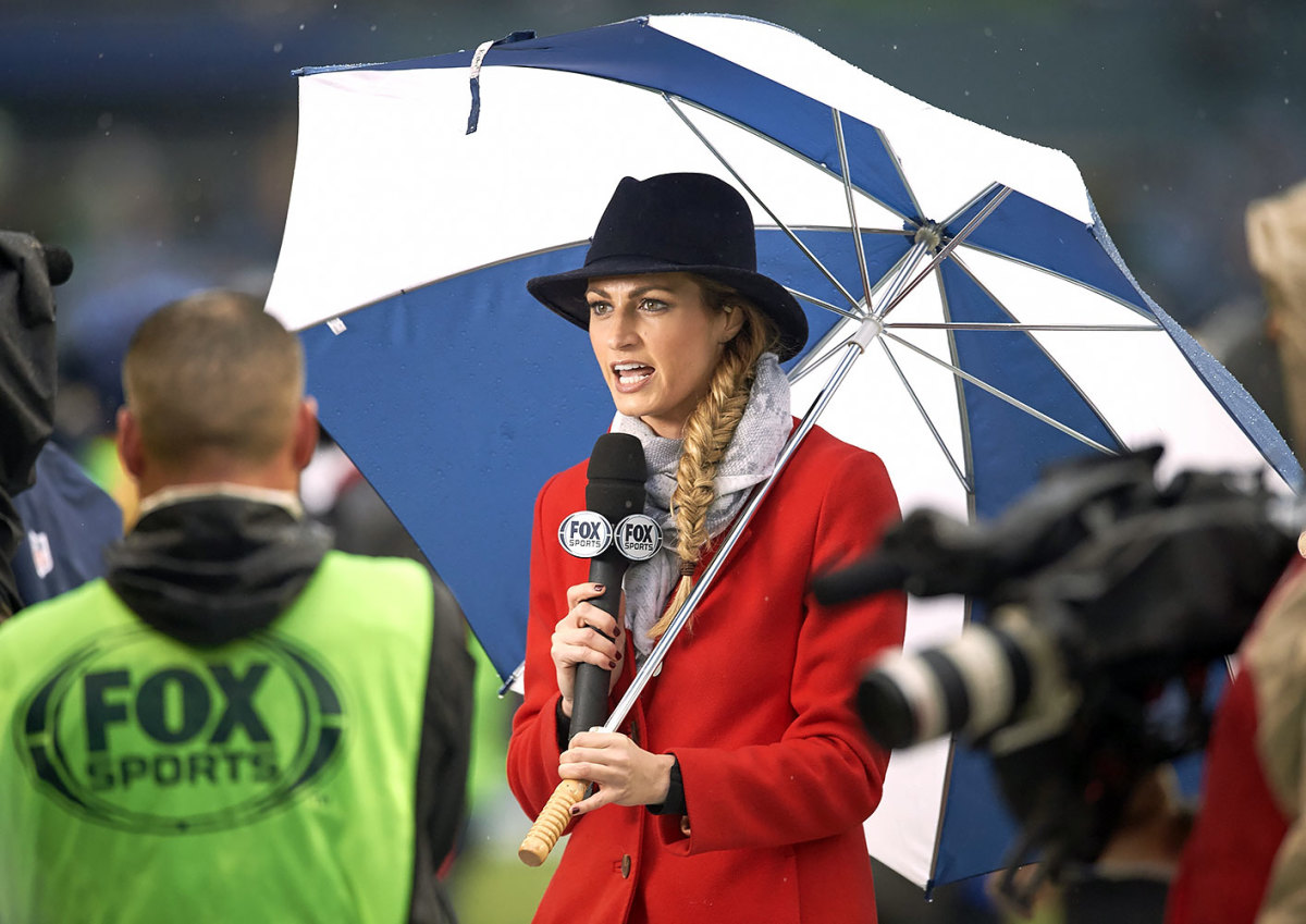 2015-0118-Erin-Andrews-X159176_TK1_0168.jpg