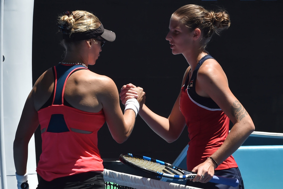 lucic-pliskova-handshake.jpg