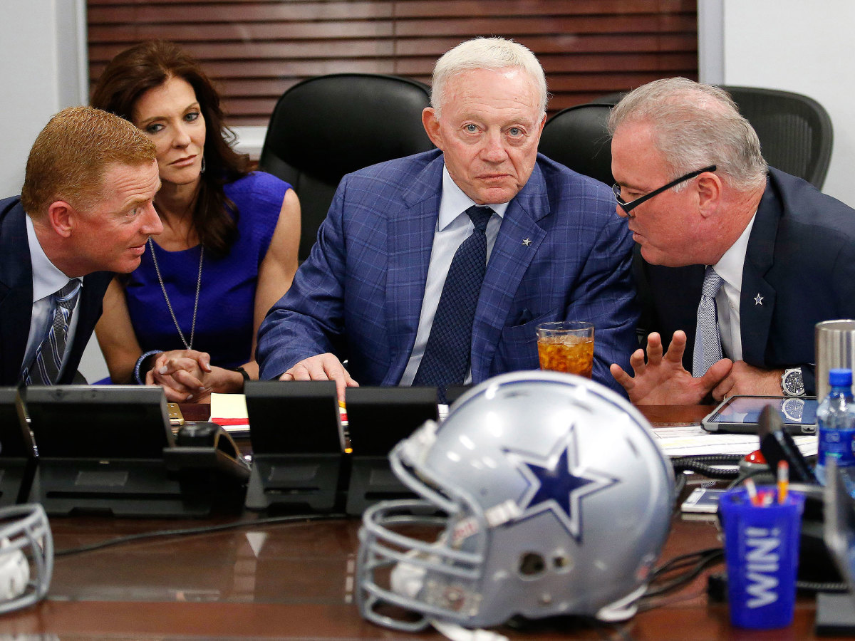 jerry-jones-stephen-jones-jason-garrett-nfl-draft-dallas-cowboys.jpg