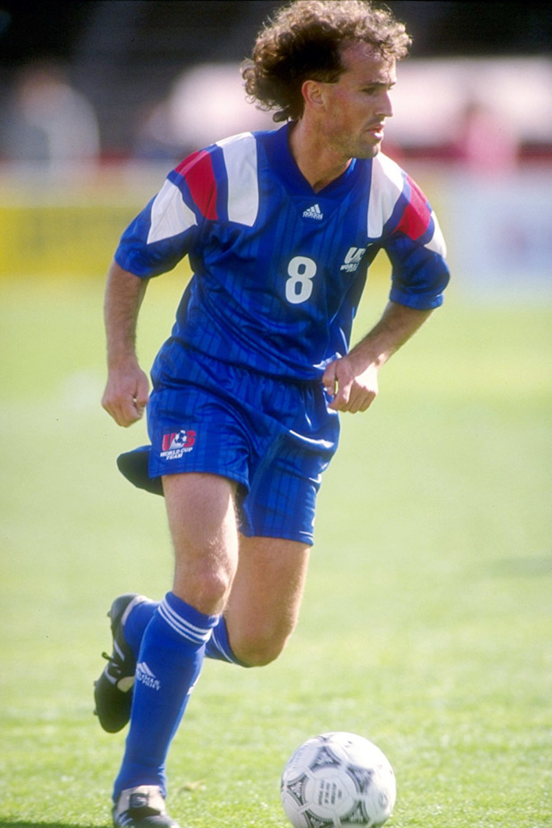 1993-USA-third-uniform-Dominic-Kinnear.jpg