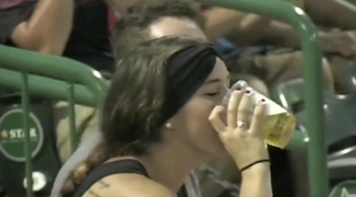Minor league baseball fan chugs beer with ball (video) Sports Illustrated