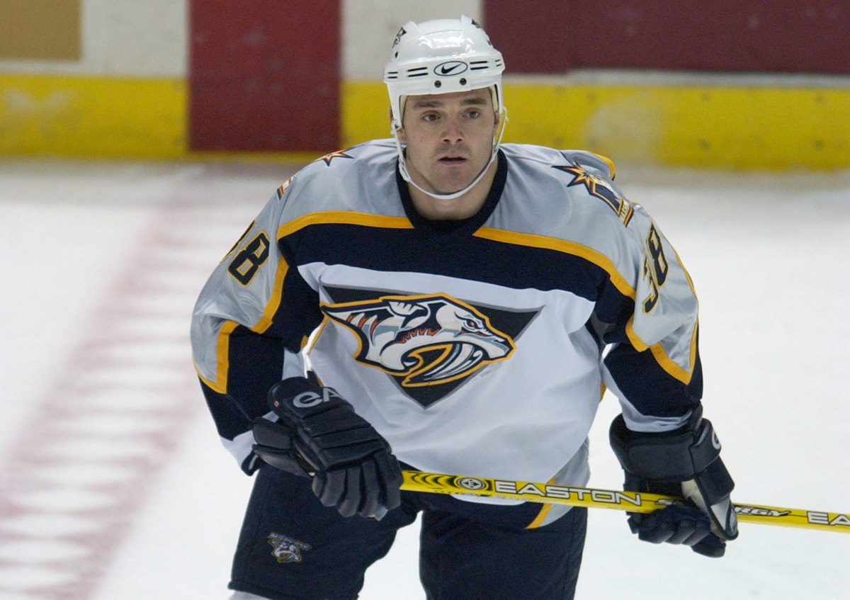 vernon-fiddler-predators-nhl-2003-2250.jpg