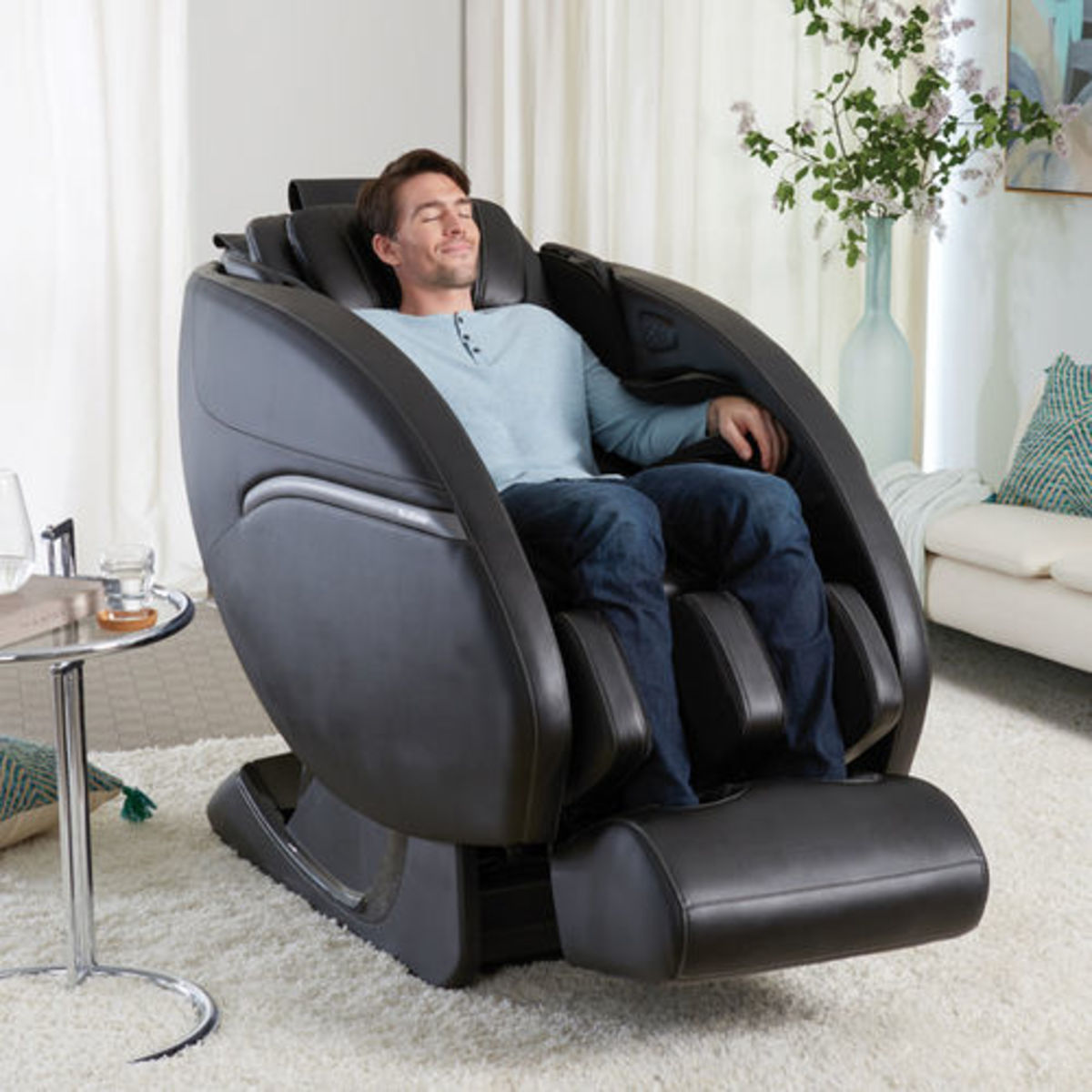 massage-chair-brookstone.jpg