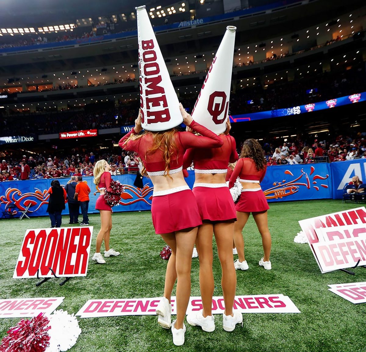 2017-0102-Oklahoma-Sooners-cheerleaders.jpg