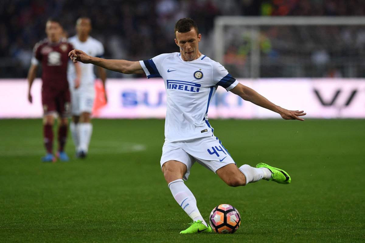 TURIN, ITALY - MARCH 18:  Ivan Perisic of FC Internazionale in action during the Serie A match between FC Torino and FC Internazionale at Stadio Olimpico di Torino on March 18, 2017 in Turin, Italy.  (Photo by Valerio Pennicino/Getty Images)