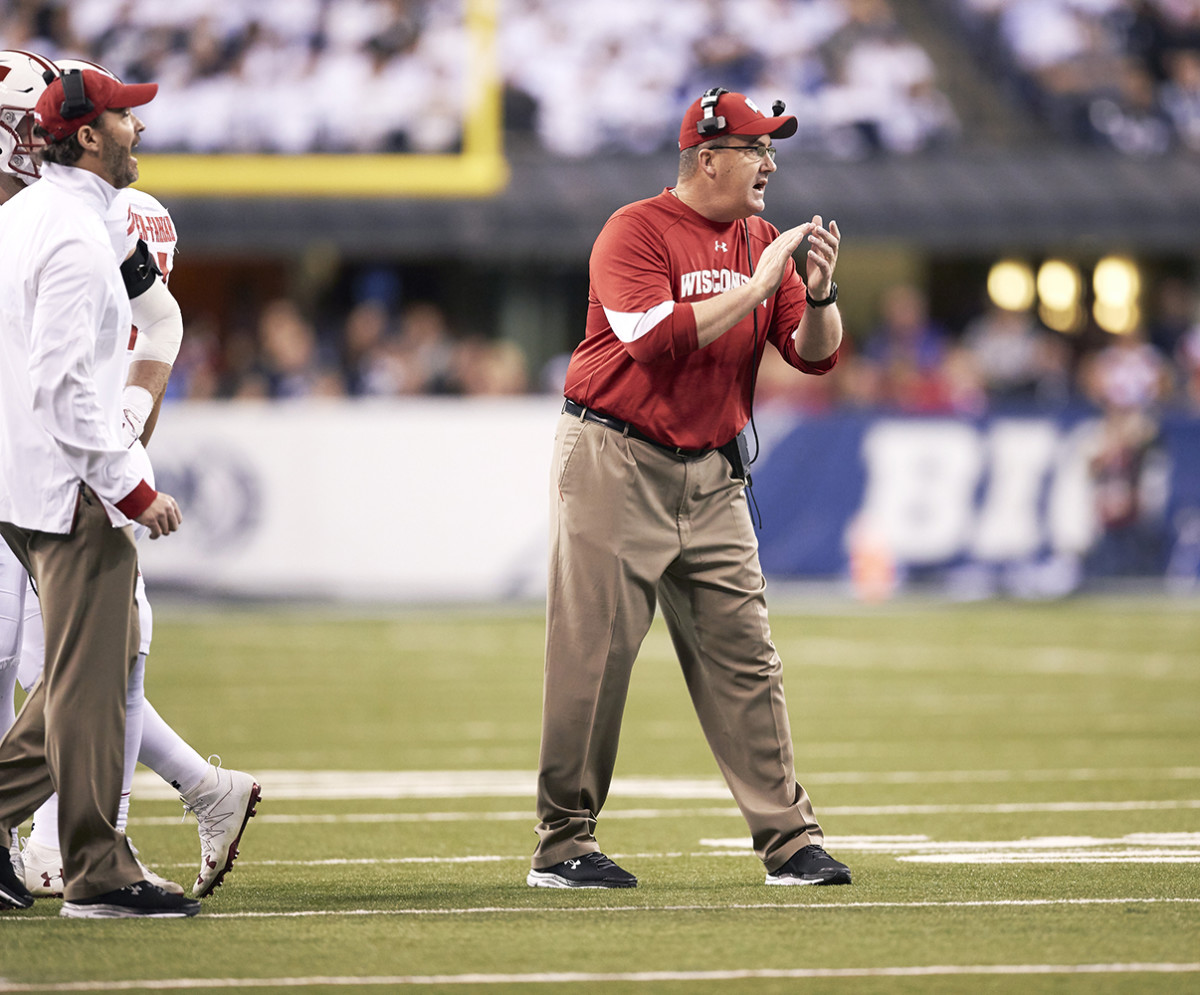 091517_Vault_Wisconsin_Football00005.JPG