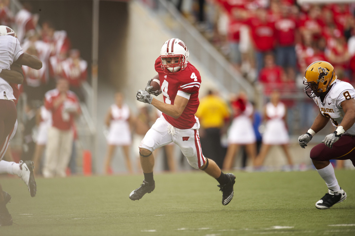 091517_Vault_Wisconsin_Football00009.JPG