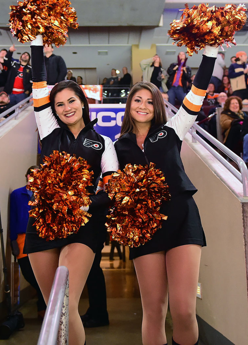 Philadelphia-Flyers-Ice-Girls-GettyImages-631161774_master.jpg