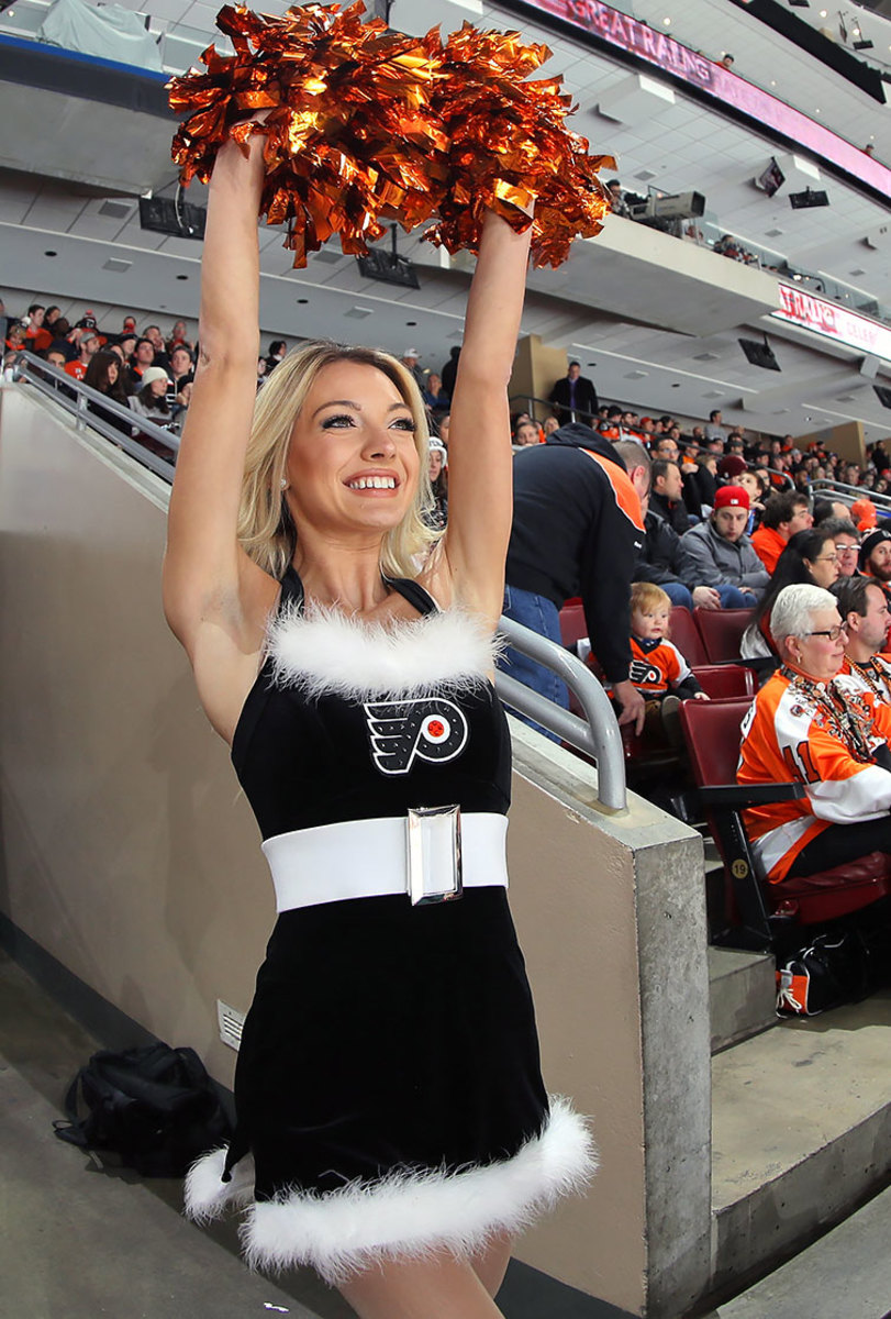 Philadelphia-Flyers-Ice-Girls-GettyImages-636697584_master.jpg
