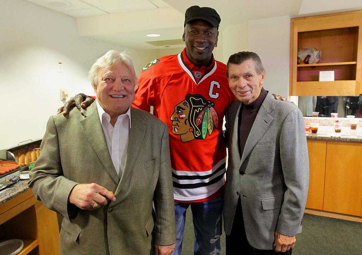 2012-0423-Bobby-Hull-Michael-Jordan-Stan-Mikita.jpg